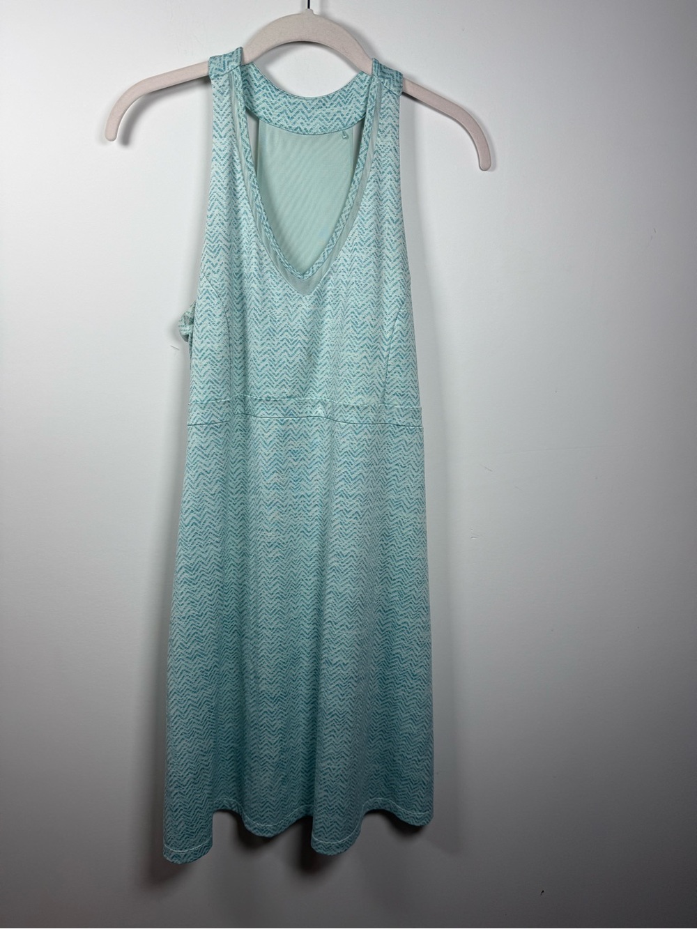 MONDETTA | Blue Chevron Athletic Dress Size M